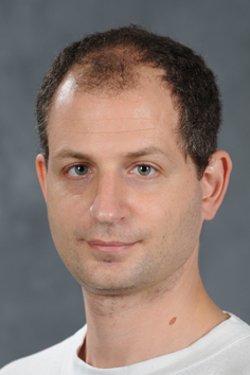 Erez Berg